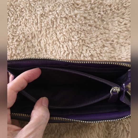 Coach L-Zip Signature Long Wallet With Purple Trim EUC - Picture 10 of 12